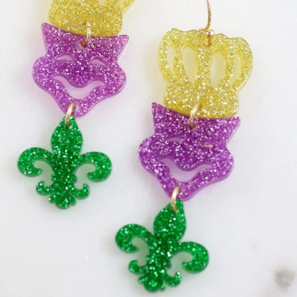 Mardi Gras Party Earrings #party #masquerade #parade - Picture 2 of 4